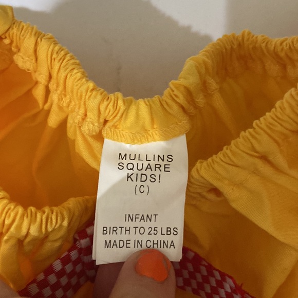 Baby chick hatching from an egg Halloween Costume Mullins Square infant - 25lbs - Picture 5 of 11